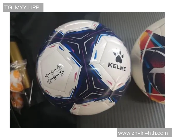 卡尔美足球品牌旗下最具人气的球星是谁?探寻背后的故事与荣耀 卡尔美足球品牌旗下最具人气的球星是谁?探寻背后的故事与荣耀